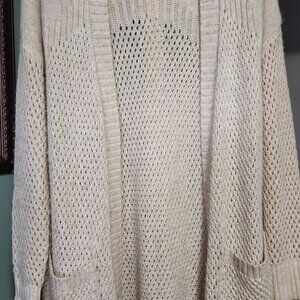 Woman's American Eagle long sweater